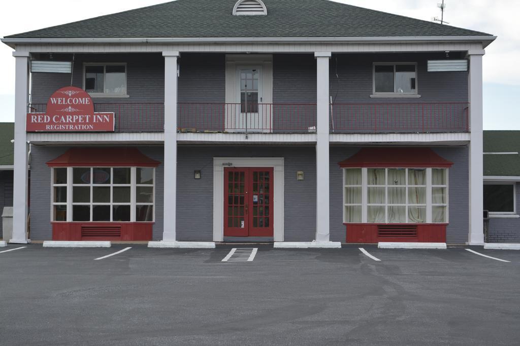 Red Carpet Inn & Suites New Cumberland Eksteriør billede